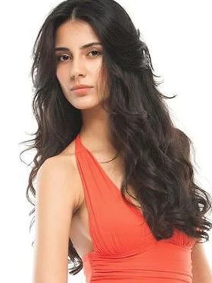 Merve Üçer portre