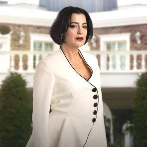 Mine Çayıroğlu oyuncu portresi