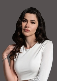 Nesrin Cavadzade oyuncu portresi