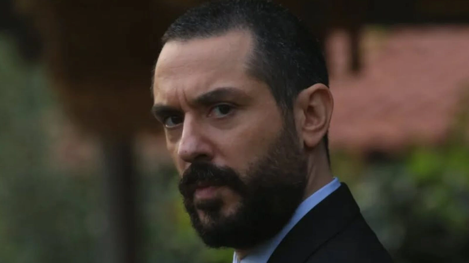 Emir Benderlioğlu, Ozan Akbaba’nın Çırak Dizisine Konuk Oyuncu Olarak Katılıyor