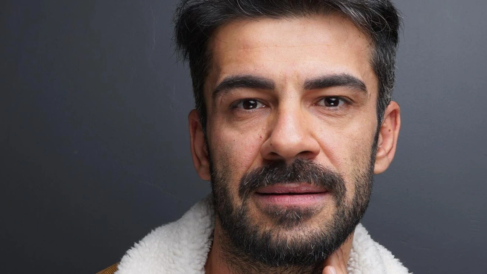 Rüzgâr Aksoy, Asırlık Gece Dizisinde Ömer Halisdemir Rolünü Üstleniyor