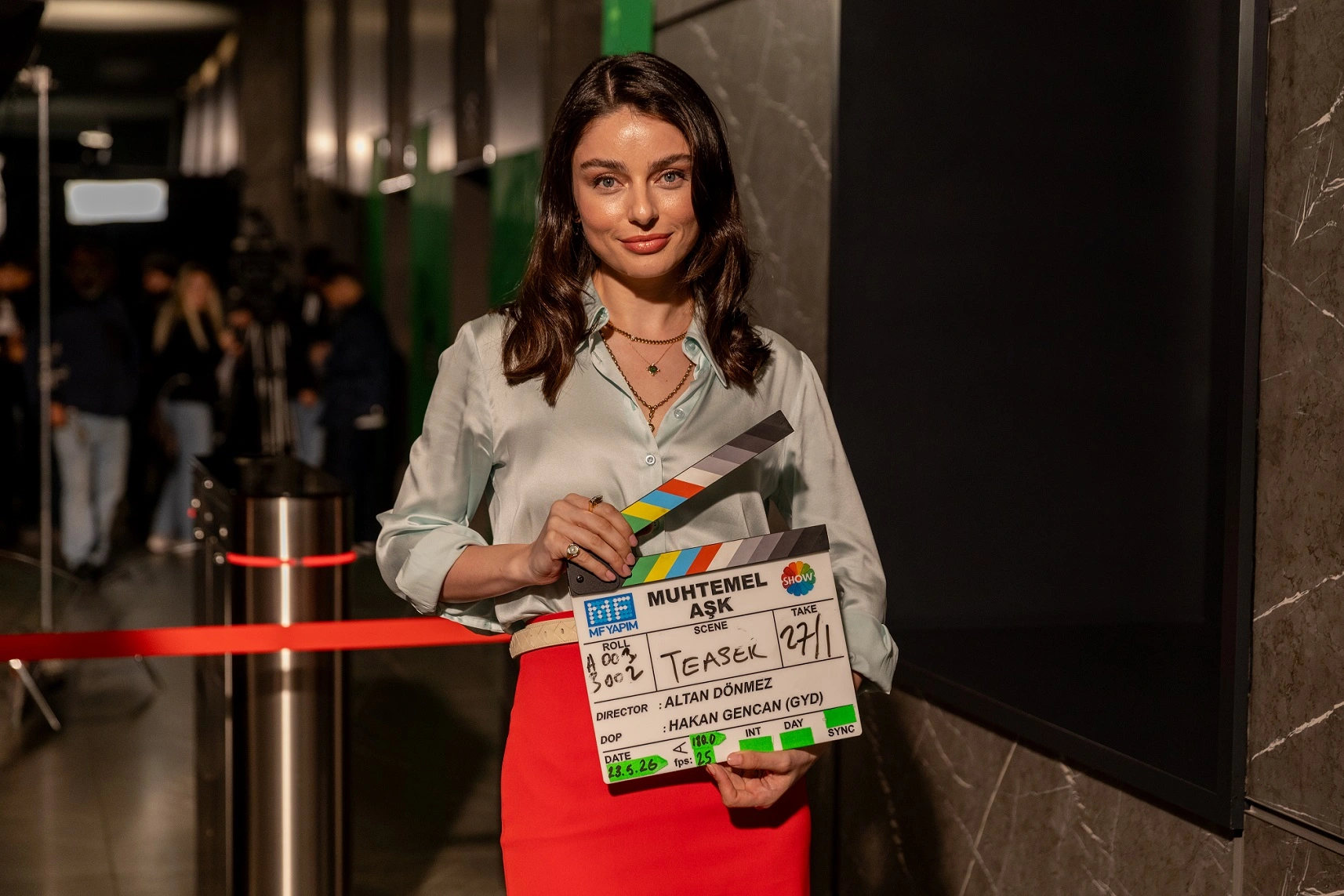 Show TV’nin Yeni Dizisi “Muhtemel Aşk” Sete Çıktı!
